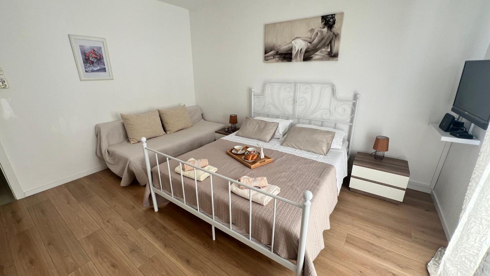 Apartmani Vela มาคาร์สกา ภายนอก รูปภาพ